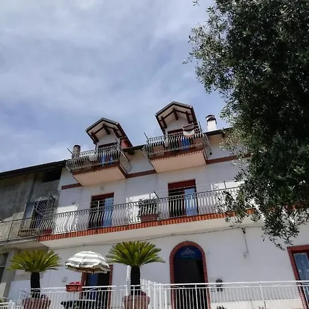 Il Balcone Delle Dee Holiday home *