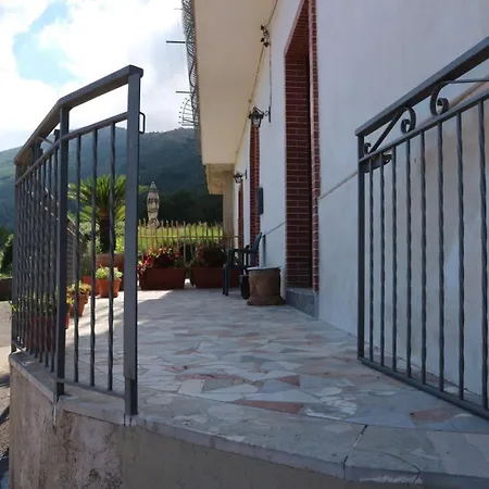 Il Balcone Delle Dee Casa de Férias *